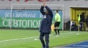 {{ otherArticle[0].article.title }}