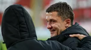 Дни след срамното 0:5: Саша Илич обърна и подчини гръцки колос за Купата