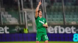 {{ otherArticle[0].article.title }}