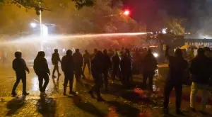 Общината обяви: Ще поиска организаторът на протеста срещу БФС да плати щетите