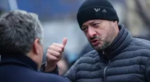 Войната продължава: Младежа нарече Наско Сираков "шматка" и "шушумига"