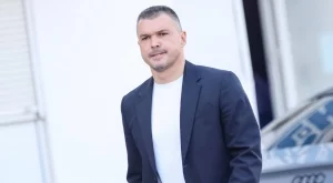 Божинов разнищи политиците: Ще спрем футбола и ще стоим пред парламента