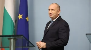 Български футболен гранд призова Румен Радев да спре "атака" и да спаси клуба 