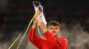 Само на 19 години, а победи Джокович и стана милионер за един ден