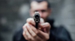 Спортно училище като никое друго: В Хасково ученик откри учебната година със стрелба