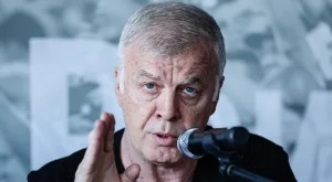 Наско Сираков постави редица условия на Драган Шолак за закупуването на Левски