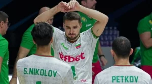 Жалко! Късна словенска офанзива отне от радостта на българските волейболисти